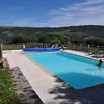 Ferme De Trielle לינה וארוחת בוקר 3*
